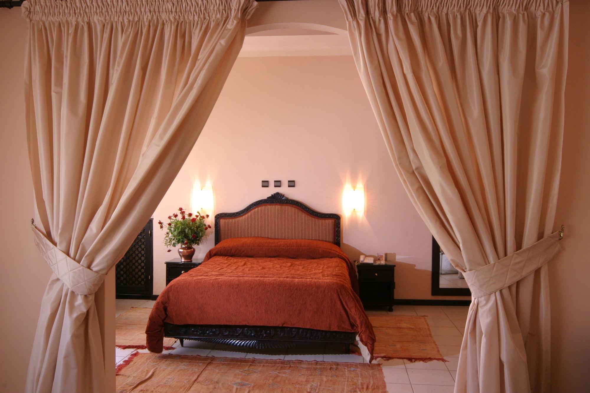 Chellah Hotel 3*